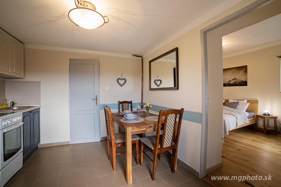 Aura Hotel Banska Stiavnica Ngoại thất bức ảnh