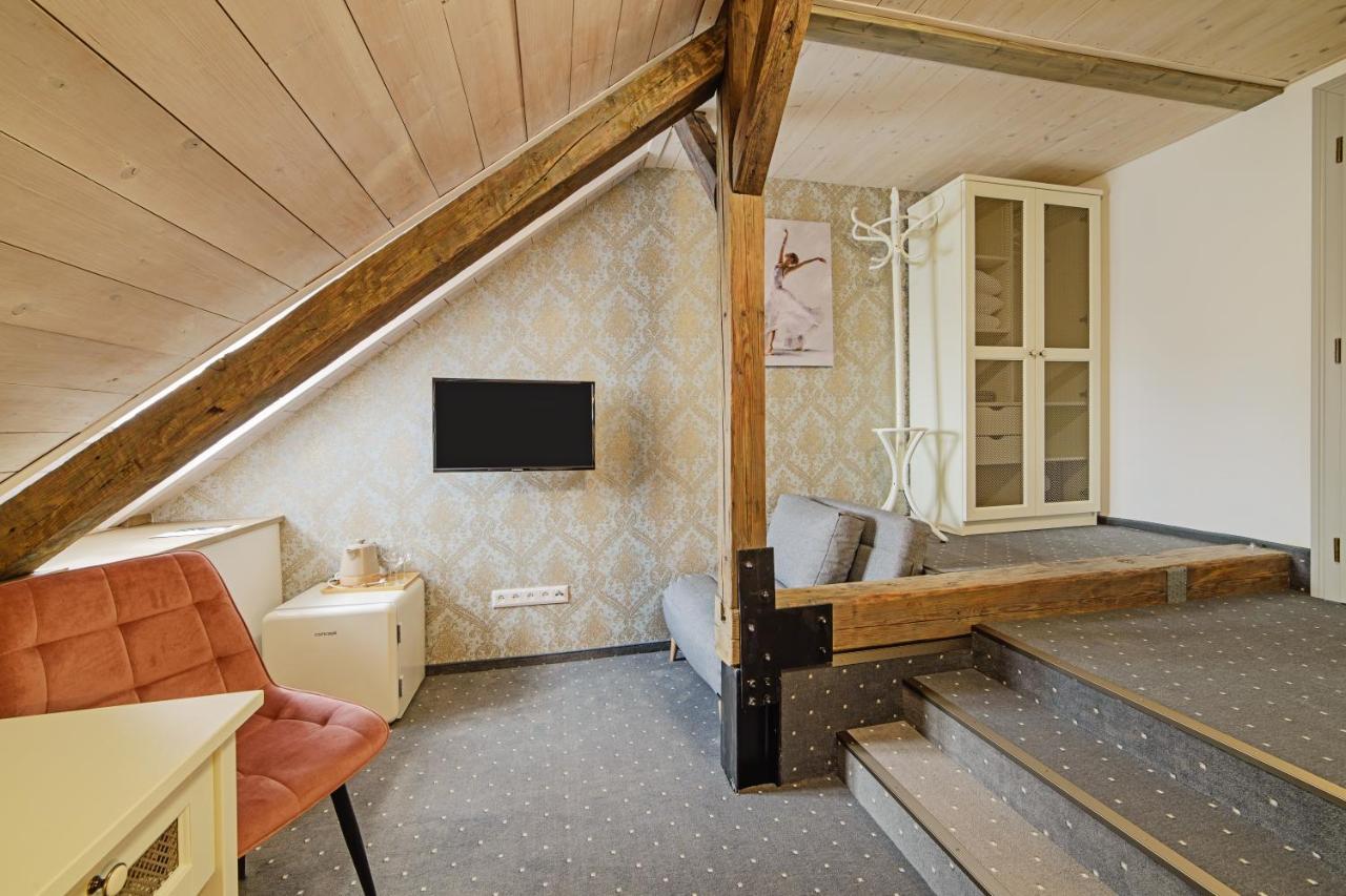 Aura Hotel Banska Stiavnica Ngoại thất bức ảnh