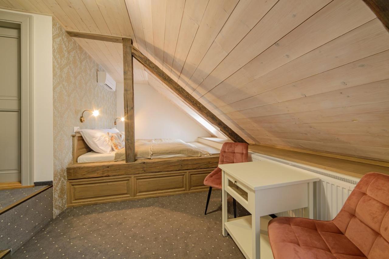 Aura Hotel Banska Stiavnica Ngoại thất bức ảnh
